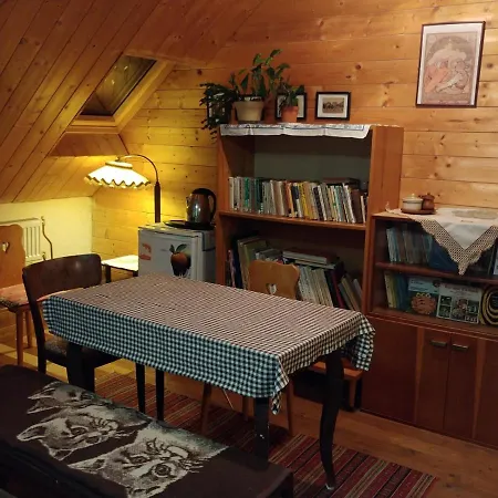 Chalupa Pod Jasanem Country house *